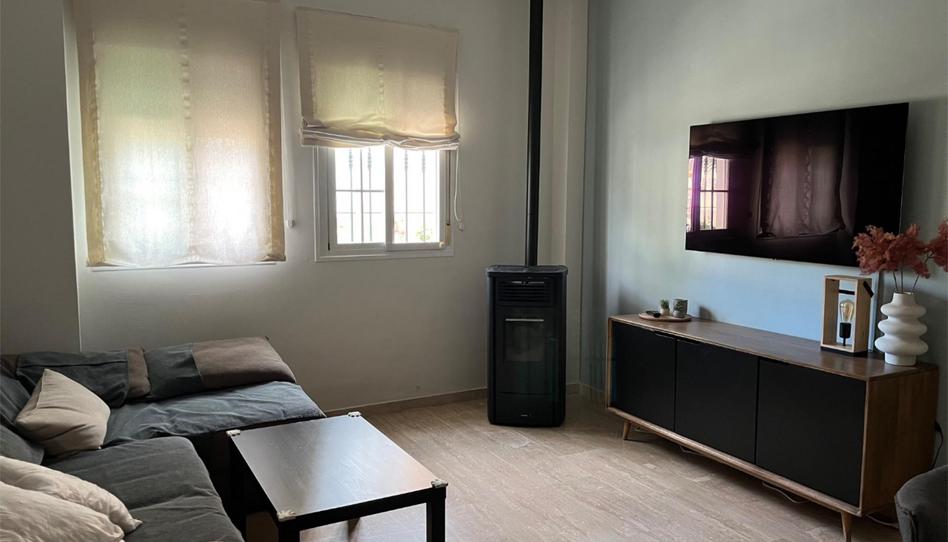 Casa adosada en venda a Calle del Fuego, 2, La Carlota, Córdoba - imatge 1 Foto 1 de Casa adosada en venda a Calle del Fuego, 2, La Carlota, Córdoba