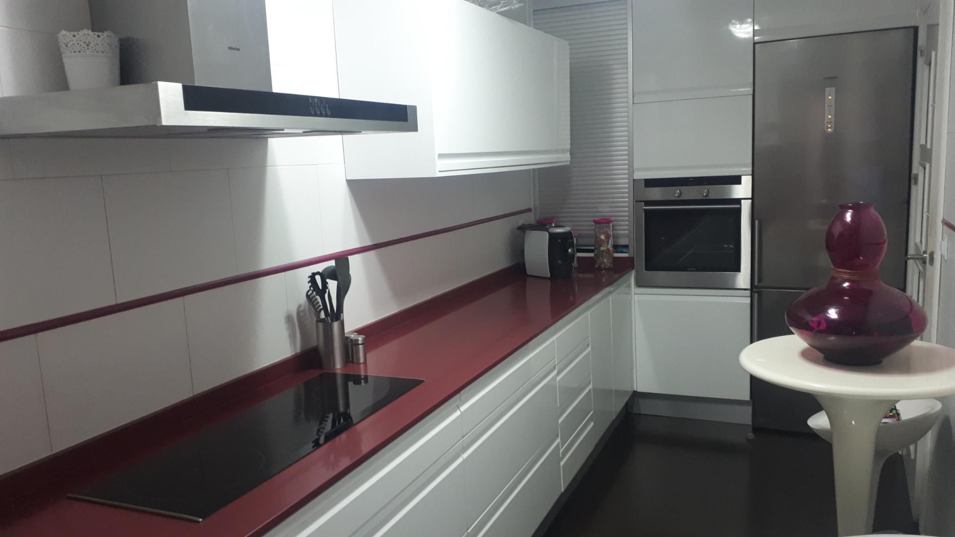 Cuina de Pis en venda en Puertollano amb Aire condicionat, Jardí privat i Piscina