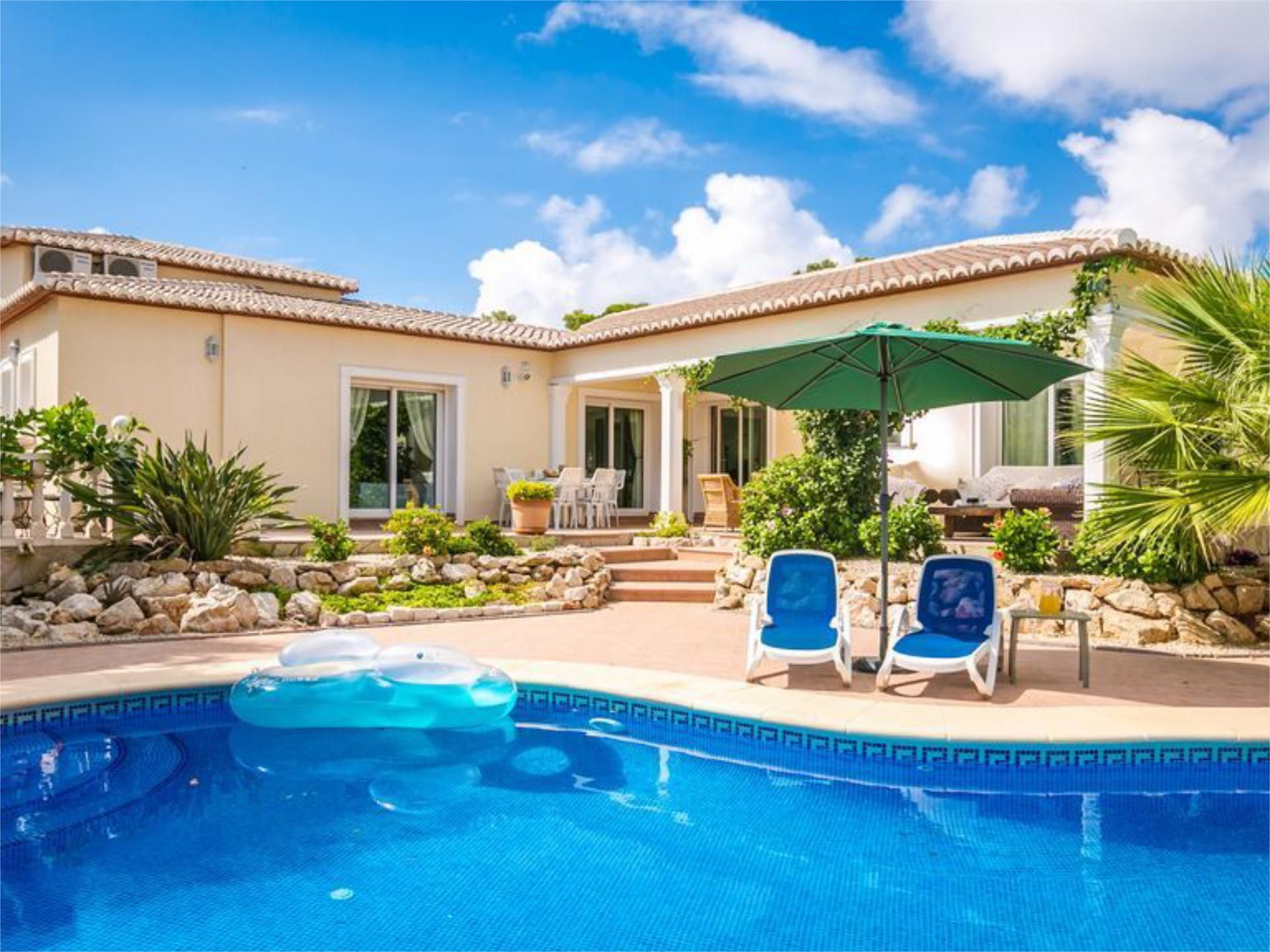 Pis en venda a Carrer Tommaso Albinoni, 64, Portichol - Balcón al Mar Vista exterior de Pis en venda en Jávea / Xàbia amb Aire condicionat, Calefacció i Jardí privat