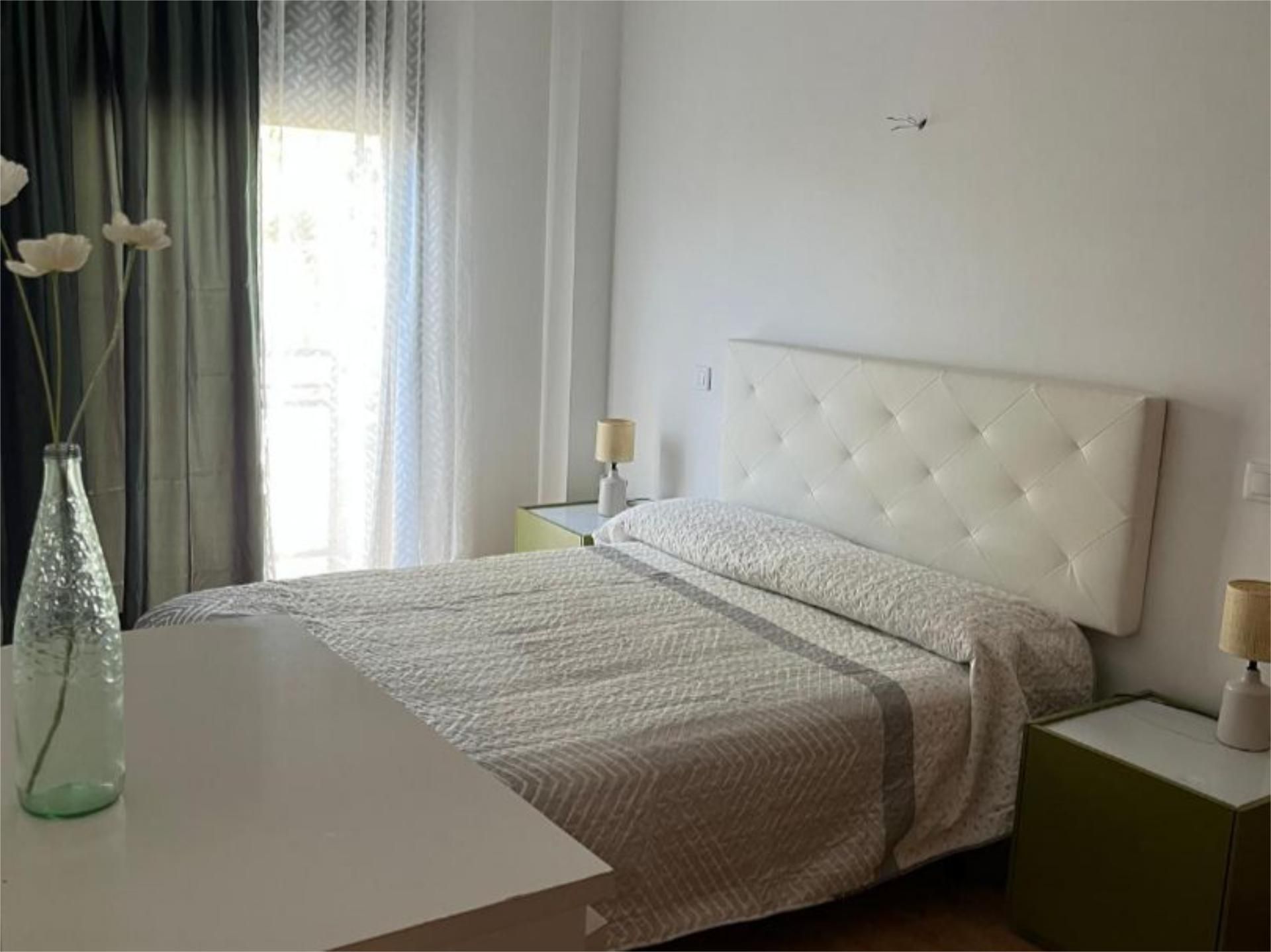 Wohnung miete in Calle Cervantes, 4, Poblete Schlafzimmer von Wohnung miete in Poblete mit Klimaanlage, Heizung und Parkett