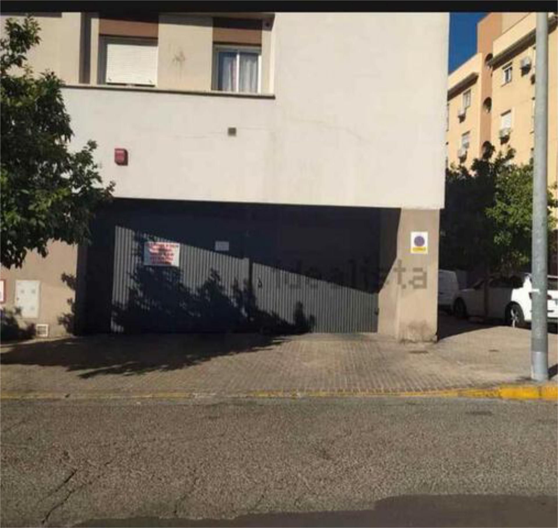 Parking of Garage to rent in  Sevilla Capital