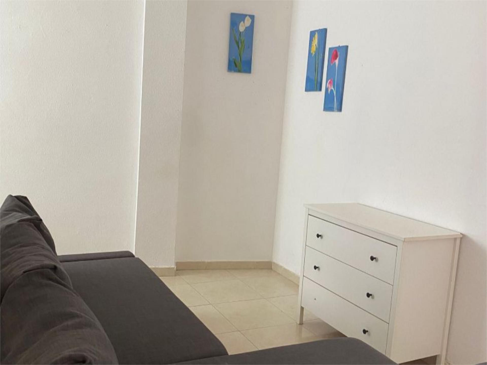 Dormitori de Pis de lloguer en Adeje amb Balcó