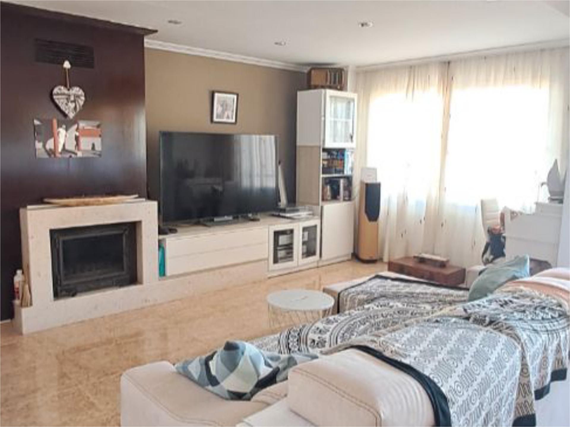 Dúplex en venda a Carrer Escoles, 10, Malgrat de Mar Sala d'estar de Dúplex en venda en Malgrat de Mar amb Terrassa i Balcó