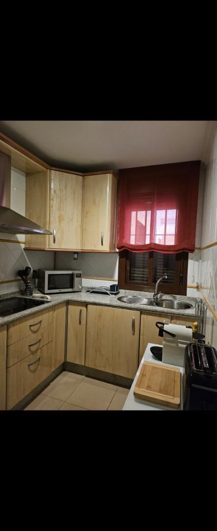 Pis en venda a Calle Juez Pérez Díaz, 12, Centro Cuina de Pis en venda en Alcalá de Guadaira