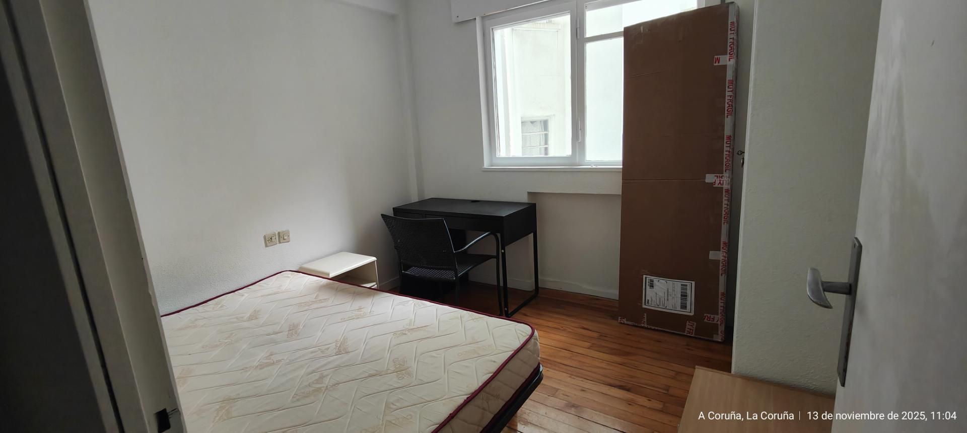 Pis per a compartir a Avenida de Arteixo, 5, San Pablo - Juan Flórez Dormitori de Pis per a compartir en A Coruña Capital amb Parquet, Moblat i Forn