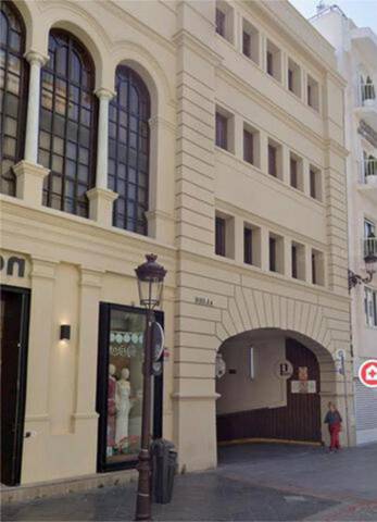 Garaje en Alquiler en Alfalfa - Santa Cruz