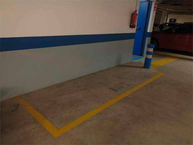 Garaje en Alquiler en Centro Histórico