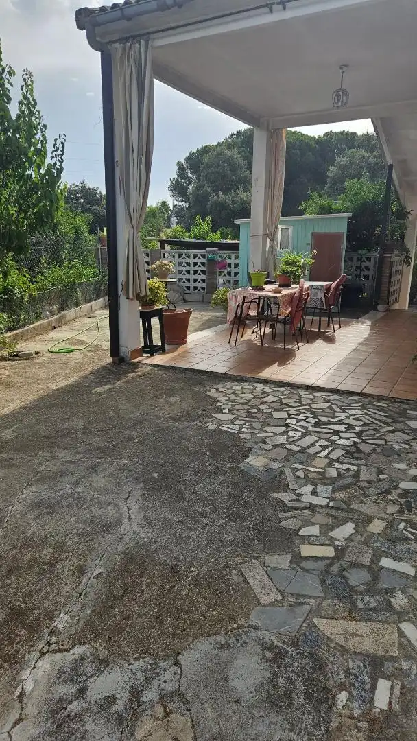 Houses for sale in Avenida de Cordoba, 153, Santa Maria de Trassierra Terrace of Houses for sale in Córdoba with Air Conditioner, Private garden and Storage room