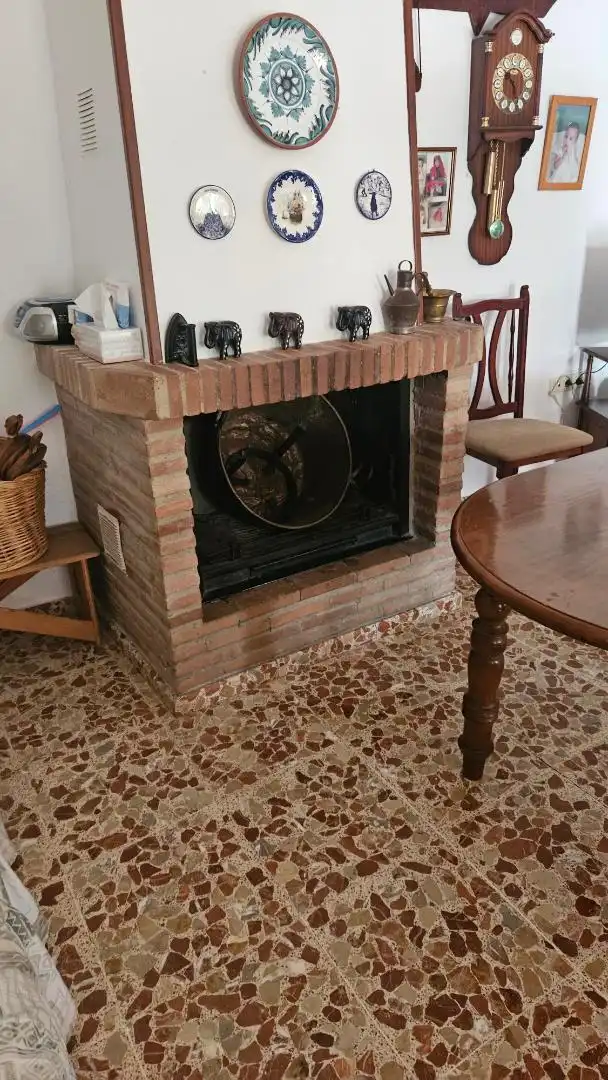 Houses for sale in Avenida de Cordoba, 153, Santa Maria de Trassierra Houses for sale in Córdoba with Air Conditioner, Private garden and Storage room