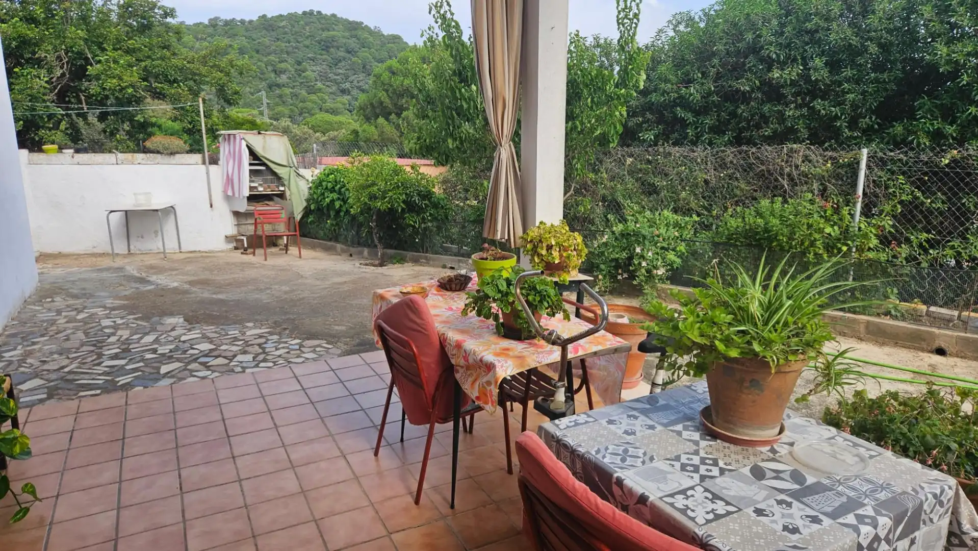 Houses for sale in Avenida de Cordoba, 153, Santa Maria de Trassierra Terrace of Houses for sale in Córdoba with Air Conditioner, Private garden and Storage room