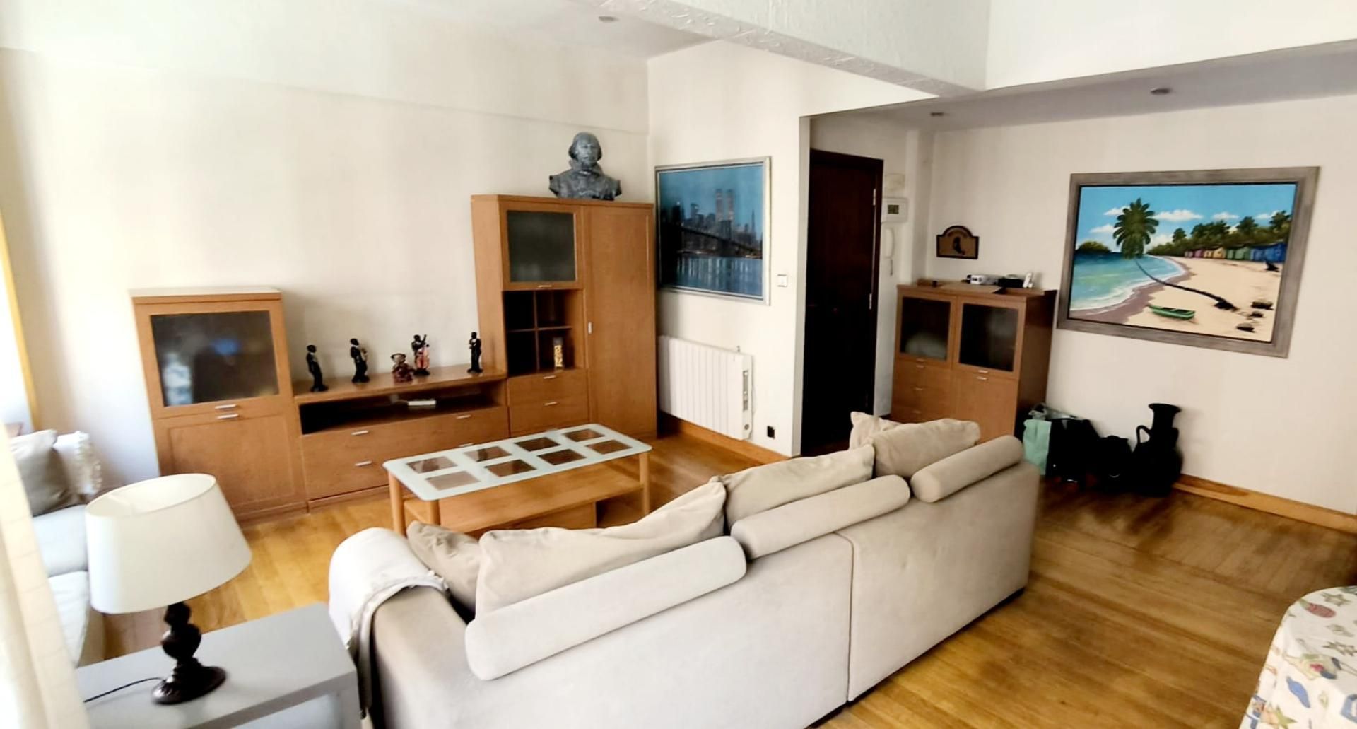 Flat for sale in Zuberoa Etorbidea, 6, Iralabarri Living room of Flat for sale in Bilbao with Balcony
