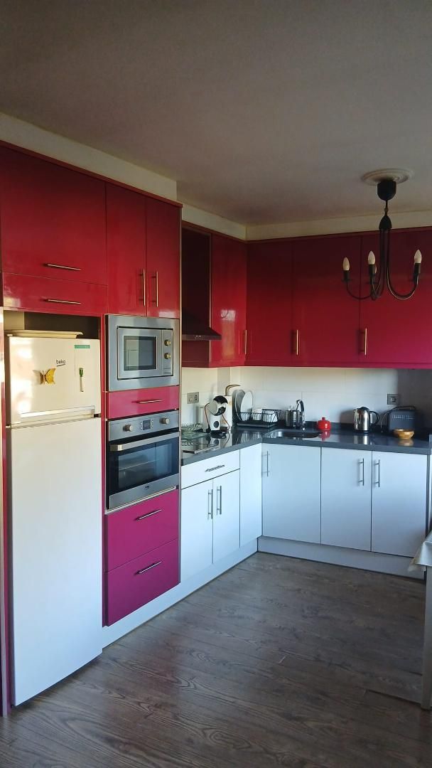 Piso en venta en Calle Peñaubiña, Lena Cocina de Piso en venta en Lena con Parquet, Trastero y Amueblado