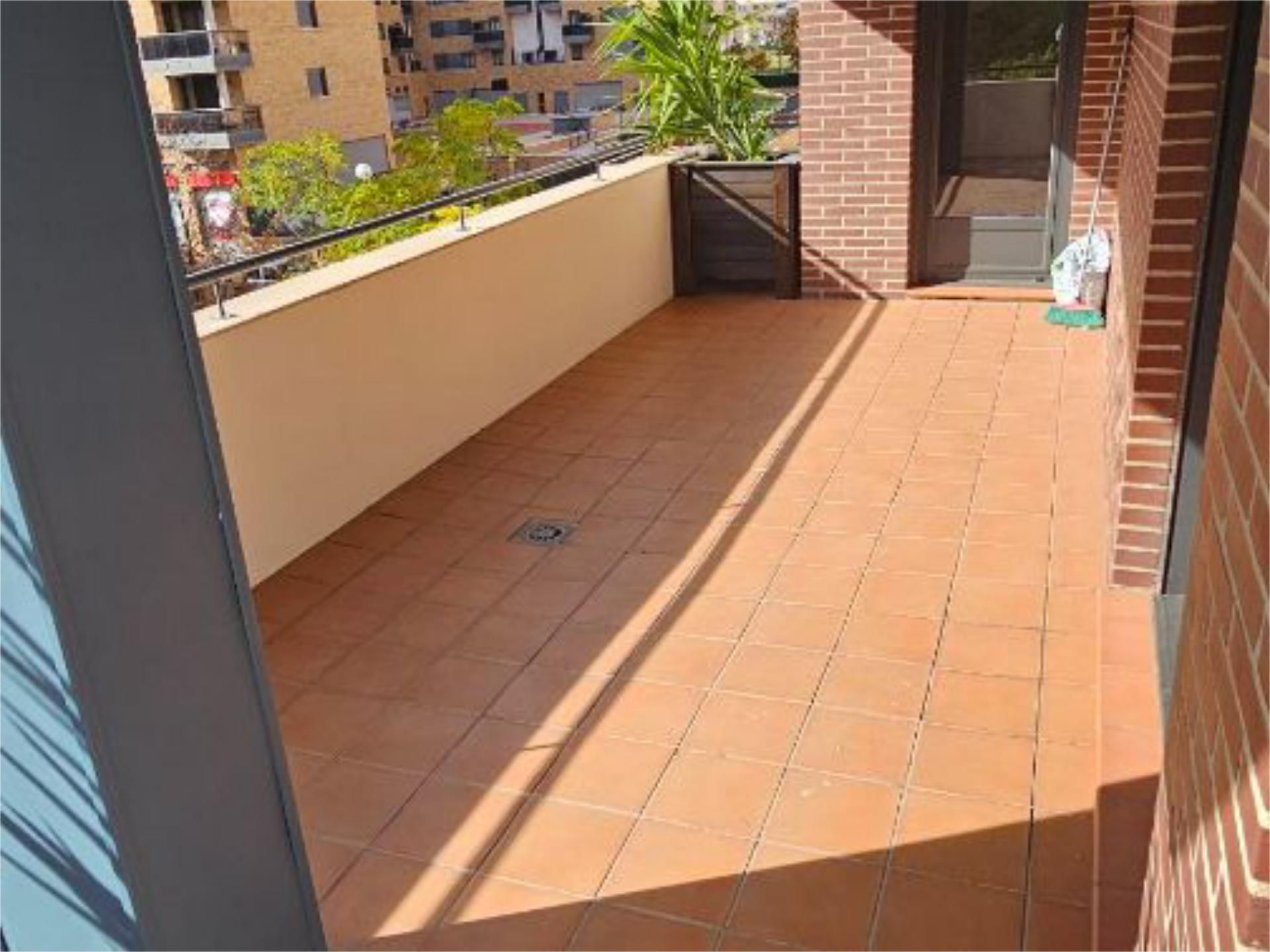 Terrace of Flat to rent in  Logroño  with Air Conditioner, Heating and Parquet flooring