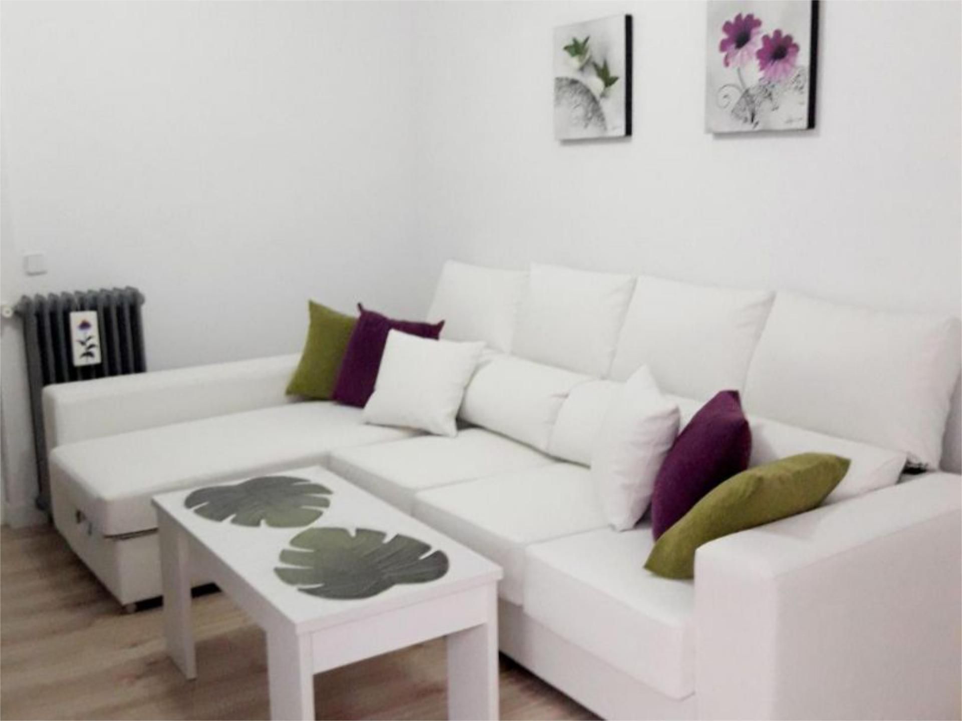 Living room of Flat for sale in  Madrid Capital  with Air Conditioner and Terrace