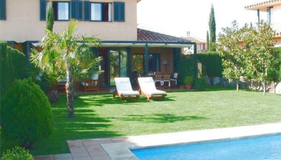 Casa o xalet en venda a Plaça de Les Acàcies, 6, Navata, Girona - imatge 1 Foto 1 de Casa o xalet en venda a Plaça de Les Acàcies, 6, Navata, Girona