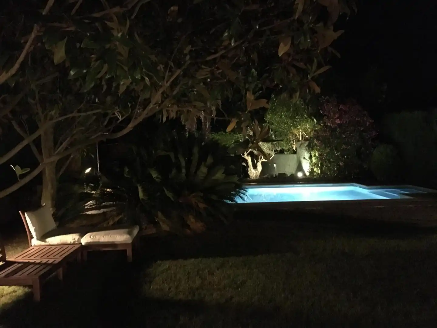 Casa o chalet en venta en Plaça de Les Acàcies, 6, Navata Piscina de Casa o chalet en venta en Navata con Terraza, Piscina y Balcón