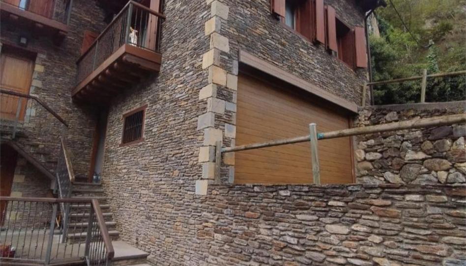 Foto 1 de Casa adosada en venda a Carrer Sant Roc, 23, Bossòst, Lleida