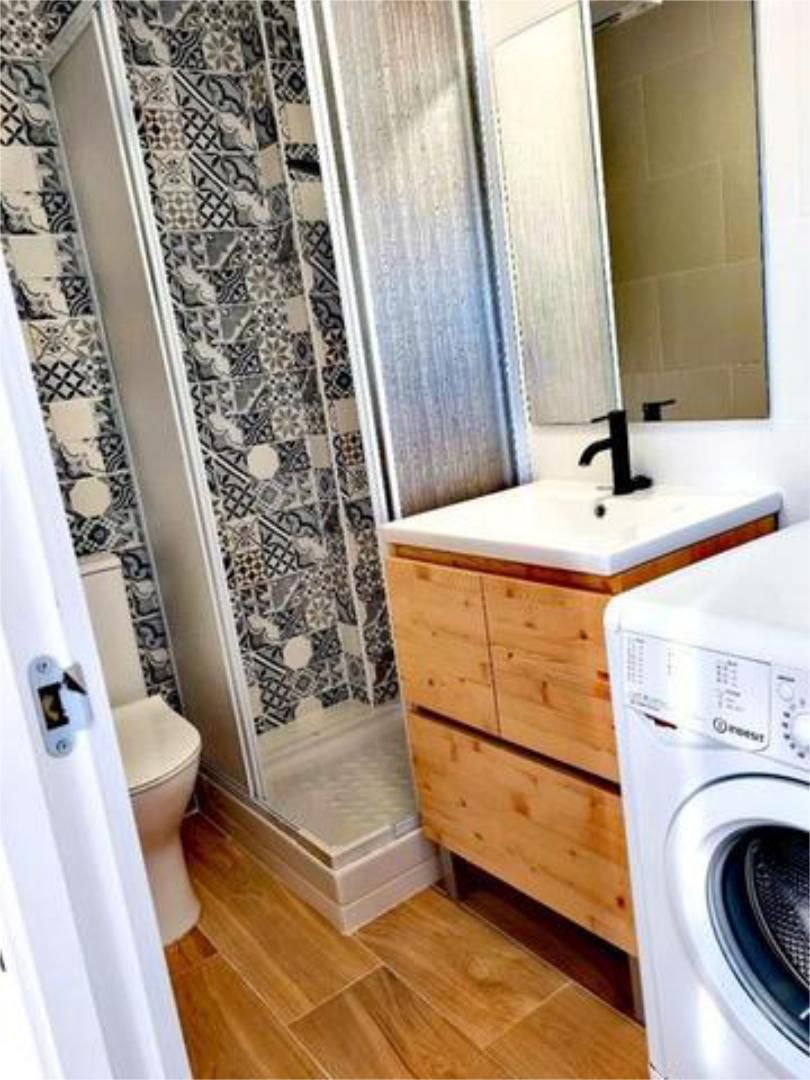 Bany de Àtic en venda en  Valencia Capital amb Calefacció, Terrassa i Traster