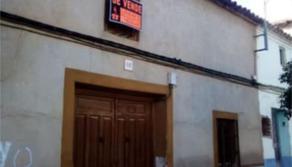 Piso en venta en Avenida de Todos Los Mártires, 10, Santa Cruz de Mudela, Ciudad Real - imagen 1 Foto 1 de Piso en venta en Avenida de Todos Los Mártires, 10, Santa Cruz de Mudela, Ciudad Real