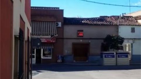 Piso en venta en Avenida de Todos Los Mártires, 10, Santa Cruz de Mudela, Ciudad Real - imagen 4 Foto 4 de Piso en venta en Avenida de Todos Los Mártires, 10, Santa Cruz de Mudela, Ciudad Real