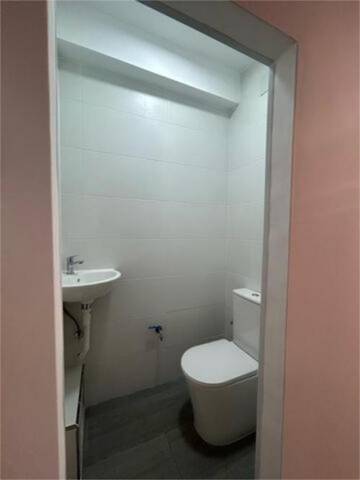 Local comercial en Alquiler en Pino Montano - Consolación