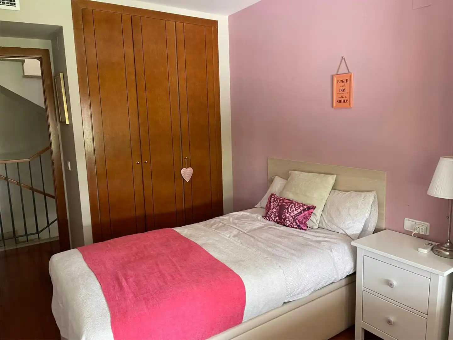 Flat for rent in Carrer d'Alfauir, 41, Sant Llorenç - Zona Alfahuir Flat for rent in Carrer d'Alfauir, 41, Sant Llorenç - Zona Alfahuir