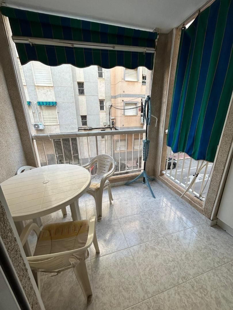 Flat to rent in Calle Monteagudo, 21, El Acequión Balcony of Flat to rent in Torrevieja with Air Conditioner and Balcony