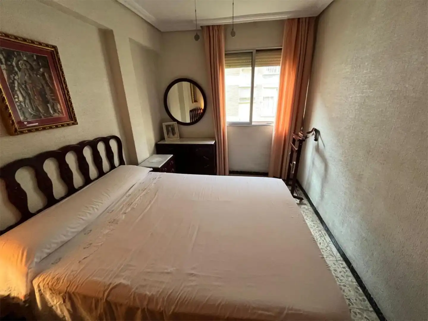 Bedroom of Flat for sale in Sevilla  with Air Conditioner, Storage room and Furnished