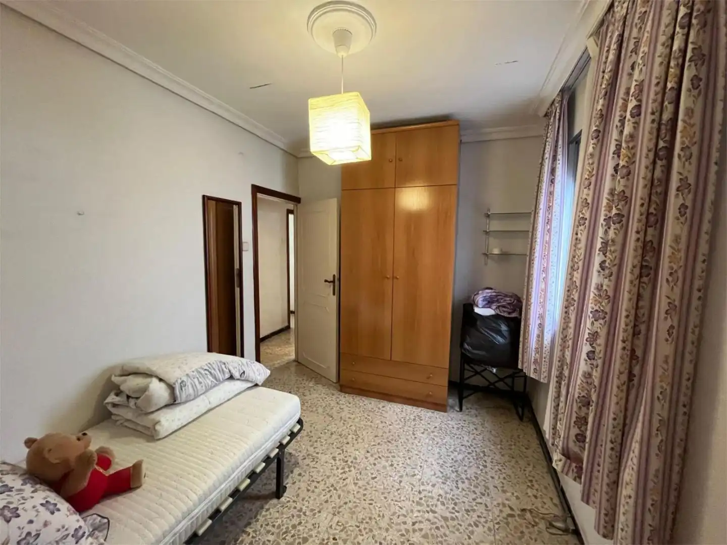 Bedroom of Flat for sale in Sevilla  with Air Conditioner, Storage room and Furnished
