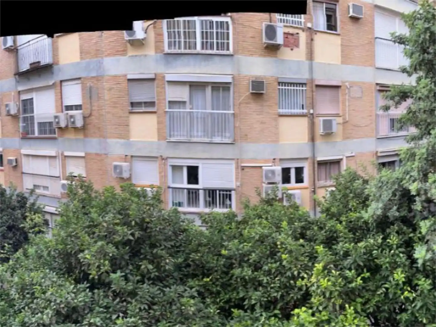 Exterior view of Flat for sale in Sevilla  with Air Conditioner, Storage room and Furnished
