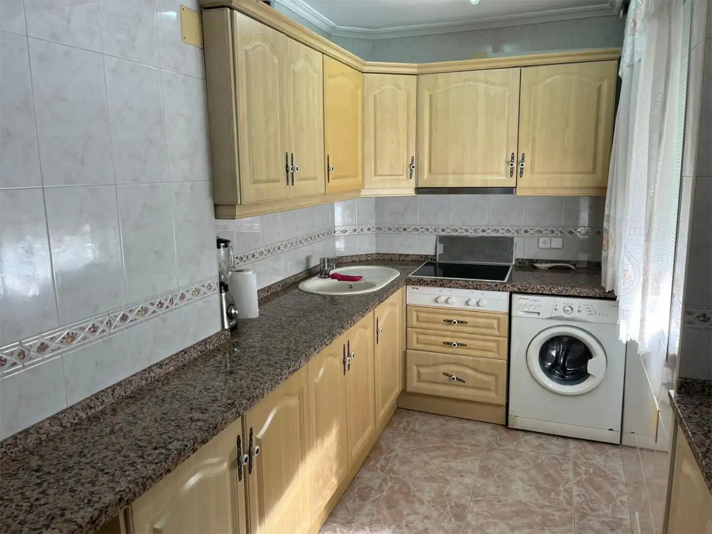 Kitchen of Flat for sale in Sevilla  with Air Conditioner, Storage room and Furnished
