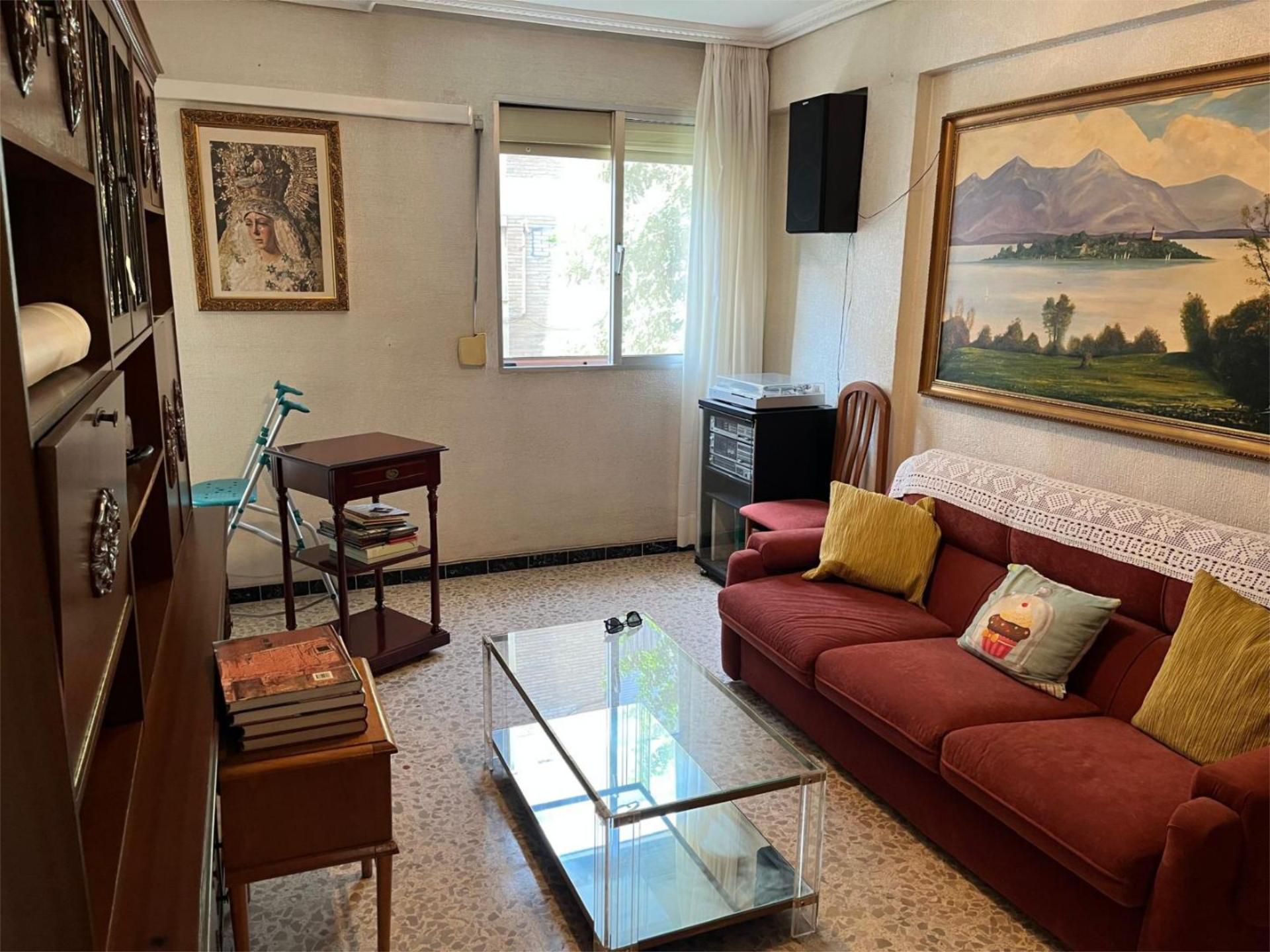 Sala d'estar de Pis en venda en  Sevilla Capital amb Aire condicionat i Balcó