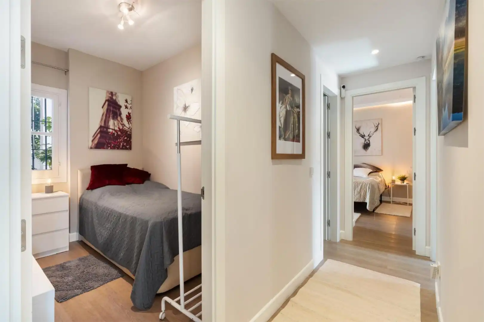 Piso en venta en Calle Aries, 9, Los Naranjos Habitación de Piso en venta en Marbella con Aire acondicionado, Calefacción y Jardín privado