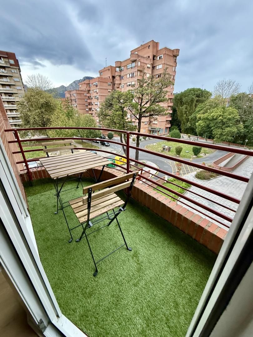 Pis en venda a San Ignacio Auzunea Etxetaldea, 76, Durango Terrassa de Pis en venda en Durango amb Calefacció, Parquet i Piscina