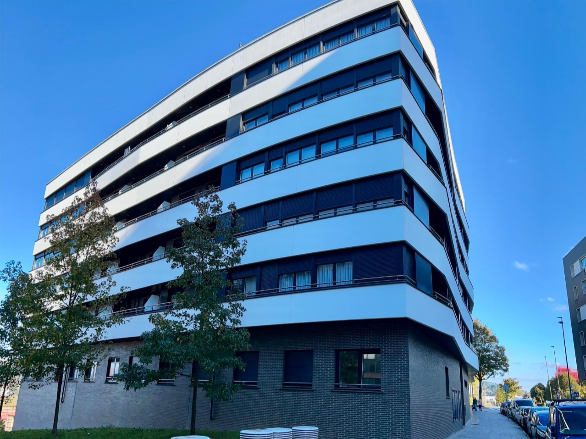 Flat for sale in Euskal Herria Kalea, 31, Villamonte Exterior view of Flat for sale in Getxo with Terrace, Swimming Pool and Balcony