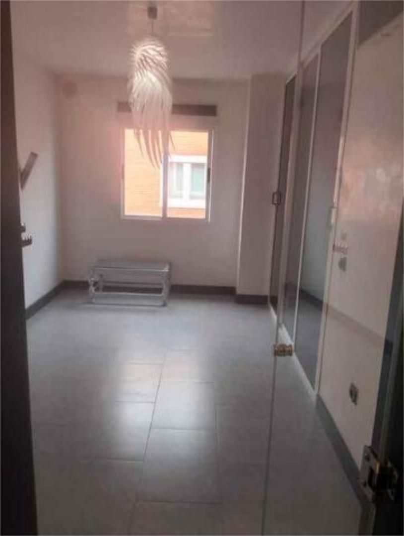 Oficina de lloguer a Arenal - La Pólvora Dormitori de Oficina de lloguer en Dos Hermanas amb Aire condicionat