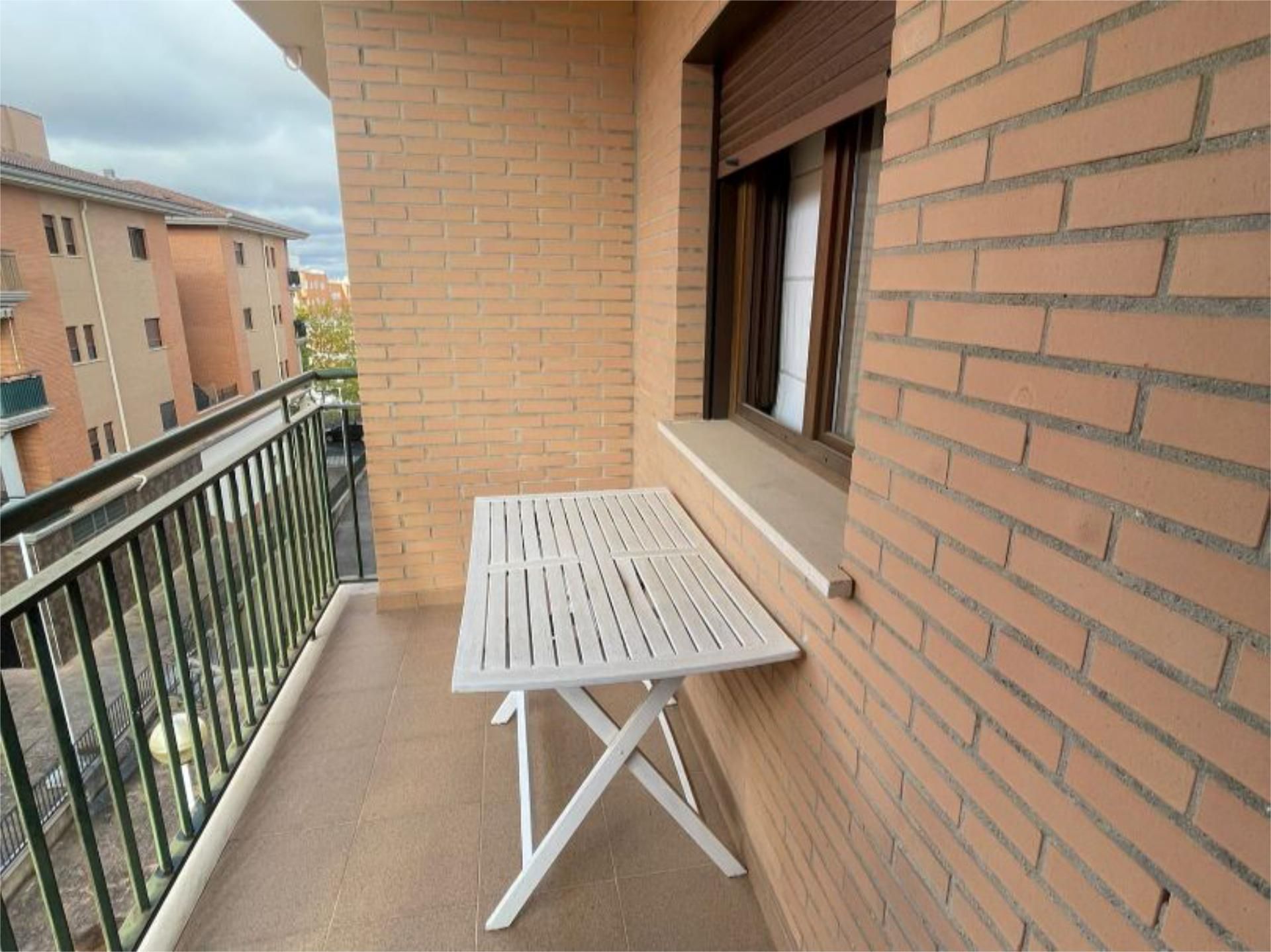 Terrassa de Apartament de lloguer en Mérida amb Aire condicionat i Balcó