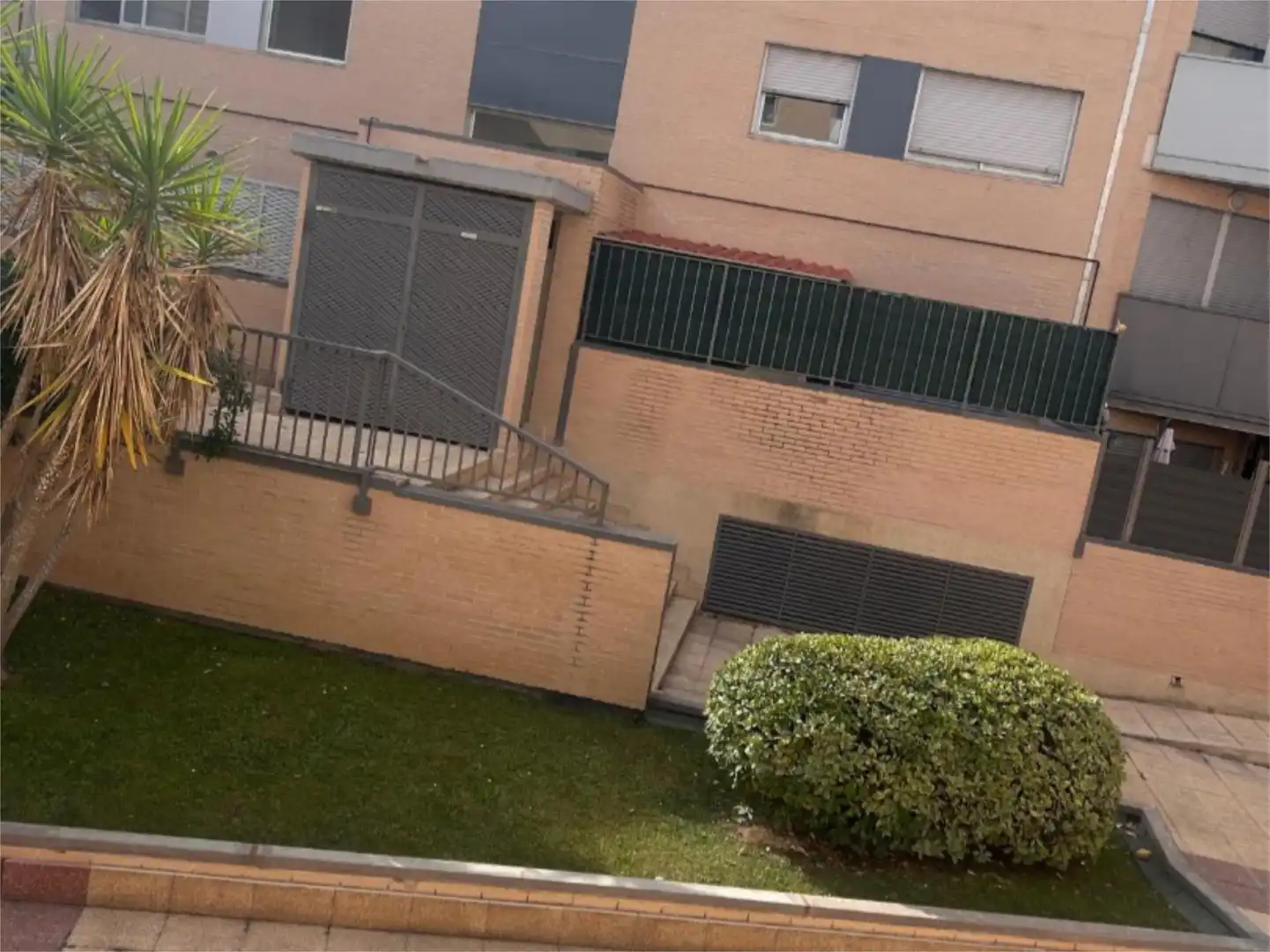 Pis en venda a Calle Ramón y Cajal, 70, Cadrete Vista exterior de Pis en venda en Cadrete amb Aire condicionat, Terrassa i Piscina