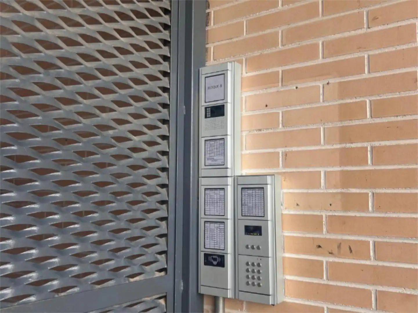 Pis en venda a Calle Ramón y Cajal, 70, Cadrete Aparcament de Pis en venda en Cadrete amb Aire condicionat, Terrassa i Piscina