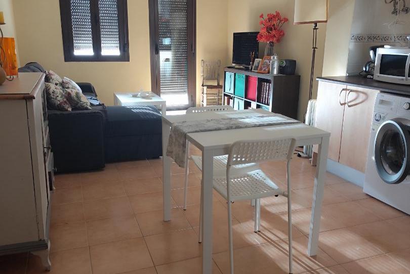 Apartamento de alquiler en Calle el Puente, 5, Cabezuela del Valle, Cáceres - imagen 1 Foto 1 de Apartamento de alquiler en Calle el Puente, 5, Cabezuela del Valle, Cáceres