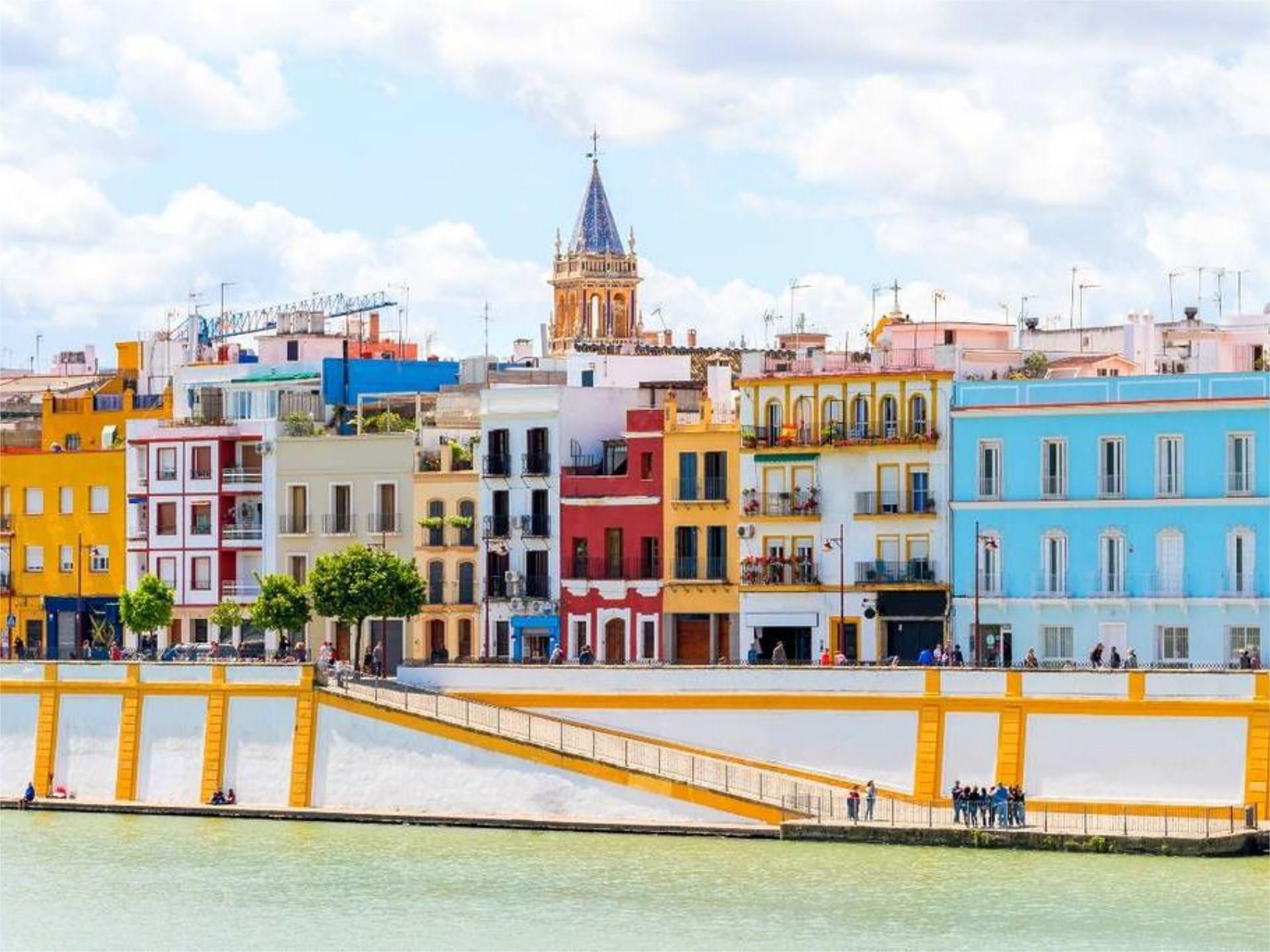 Vista exterior de Pis en venda en  Sevilla Capital amb Aire condicionat, Calefacció i Parquet