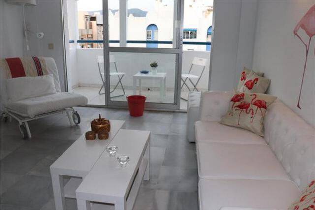 Piso en Alquiler en Parque Ayala - Jardín de la Abadía - Huelín