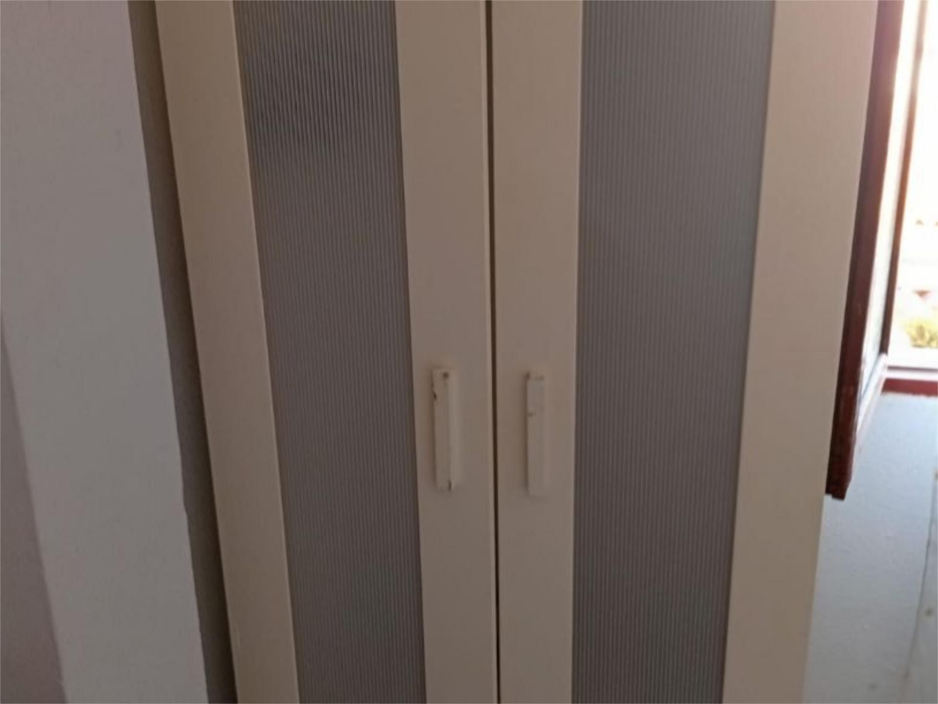 Pis per a compartir a Carrer d'En Bartomeu Far, 20, Gran Via de Colom Dormitori de Pis per a compartir en Inca amb Moblat