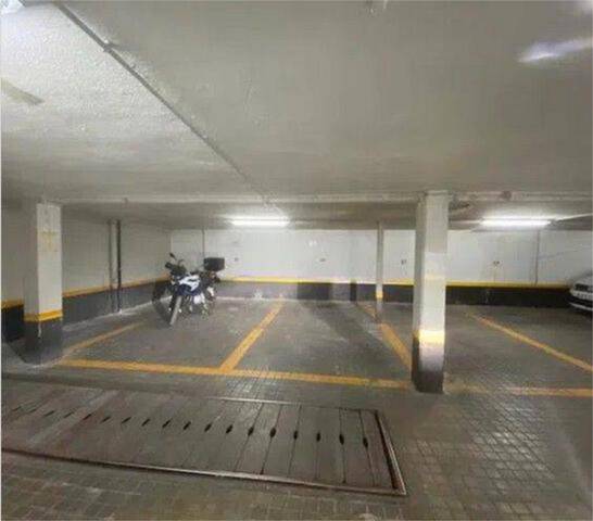 Garaje en Alquiler en Recoletos