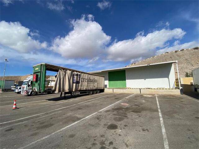 Nave industrial en Alquiler en El Alquián