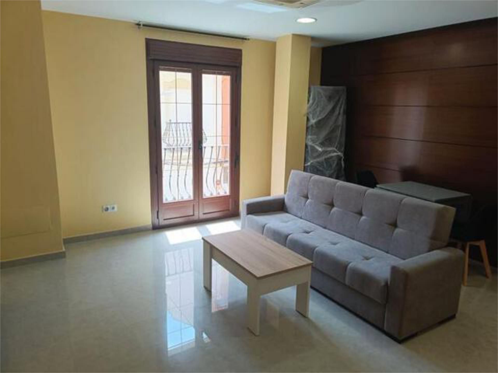 Living room of Apartment to rent in Tomelloso  with Heating, Terrace and Furnished