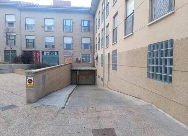 Garaje en Alquiler en Tarazona