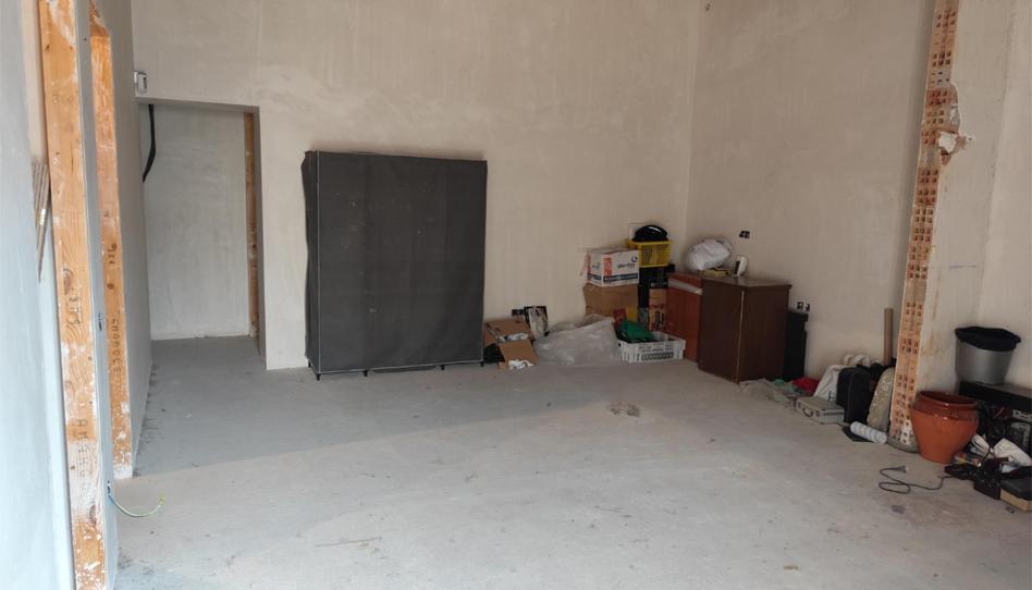 Foto 1 de Casa adosada en venda a Plaça Major, 8, Roda de Ter, Barcelona