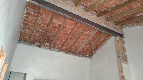 Foto 2 de Casa adosada en venda a Plaça Major, 8, Roda de Ter, Barcelona