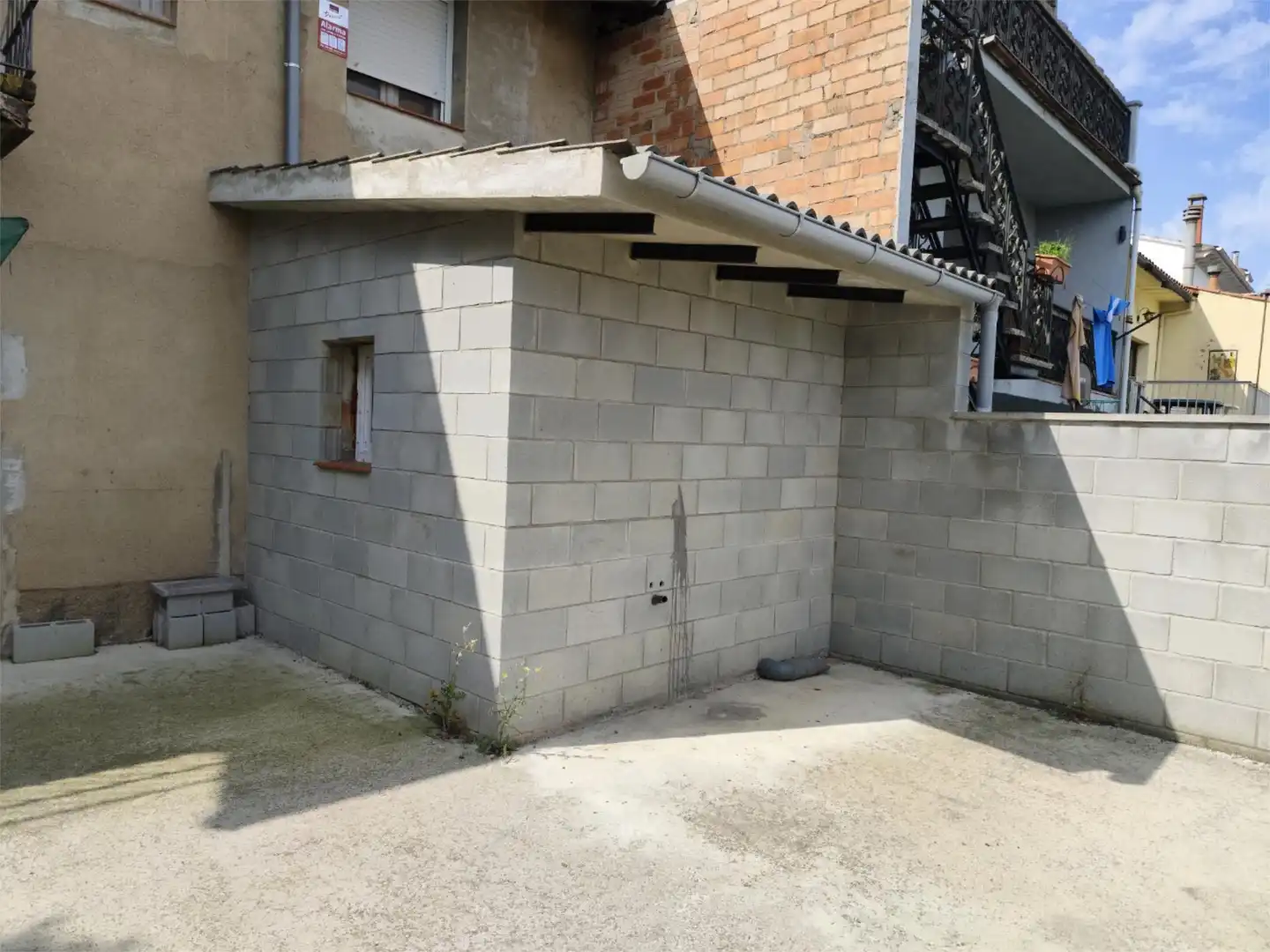 Einfamilien-Reihenhaus zum Verkauf in Plaça Major, 8, Roda de Ter Einfamilien-Reihenhaus zum Verkauf in Plaça Major, 8, Roda de Ter
